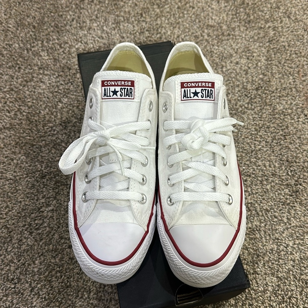 Women’s converse 8
